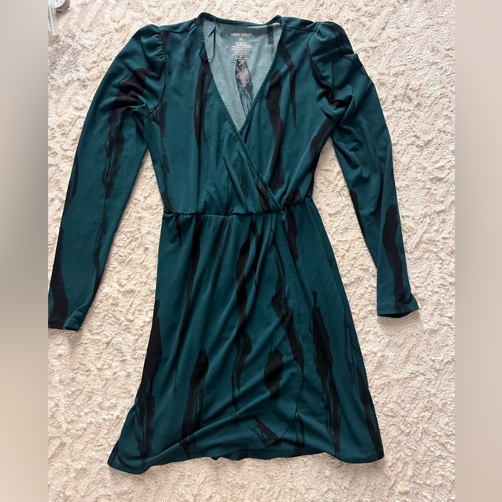 Nine West Teal and Black Long Sleeve stretchy Dress